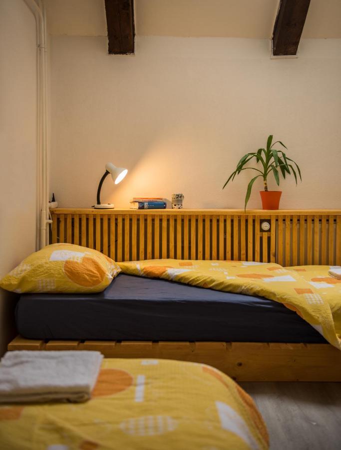 Hostel Idrija Bagian luar foto