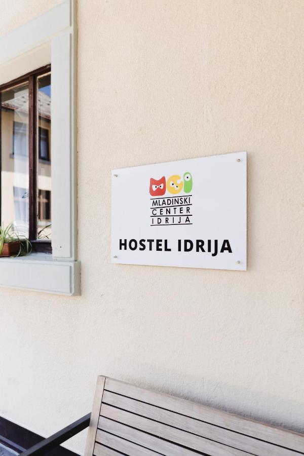 Hostel Idrija Bagian luar foto