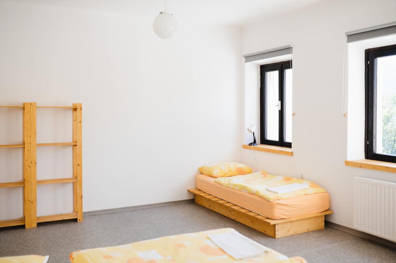 Hostel Idrija Bagian luar foto